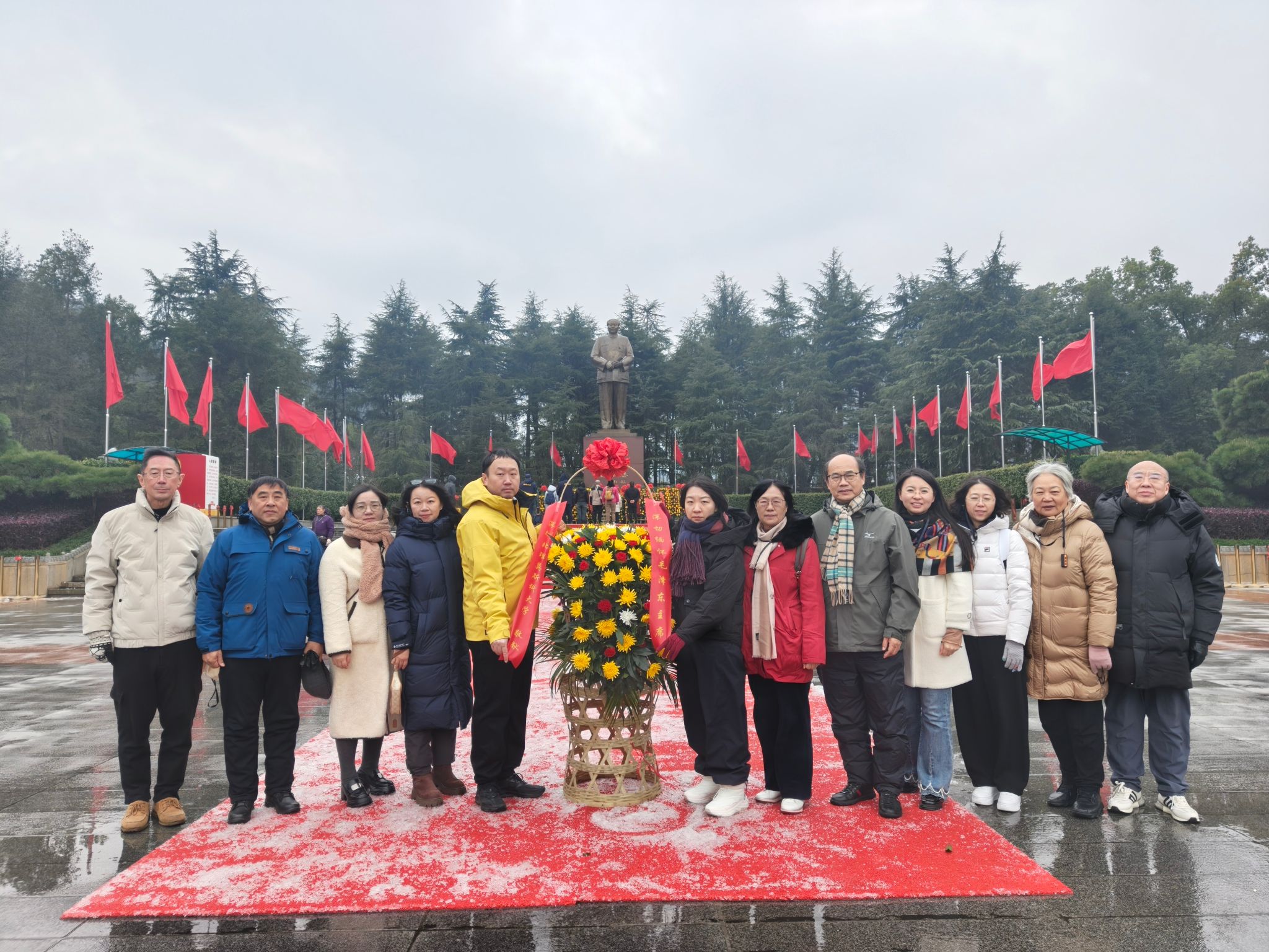 2f985c0.jpg 强育人使命”为主题