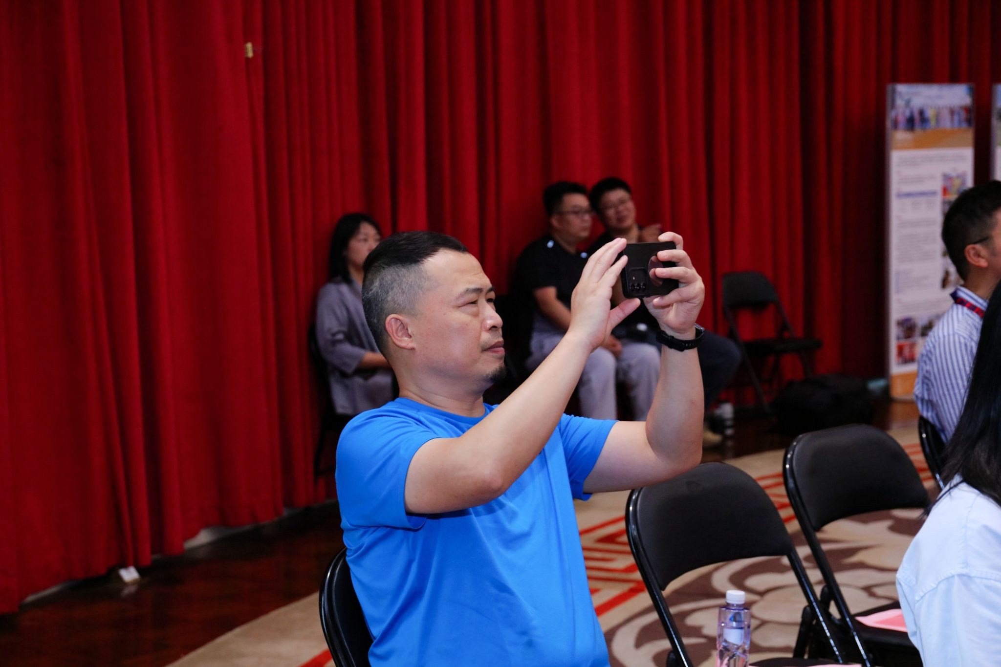 HYSJ1556.JPG 校园开放日等多元形式