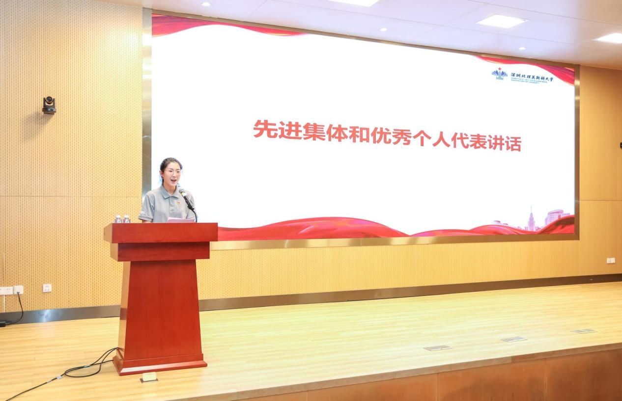 在李和章的领誓下