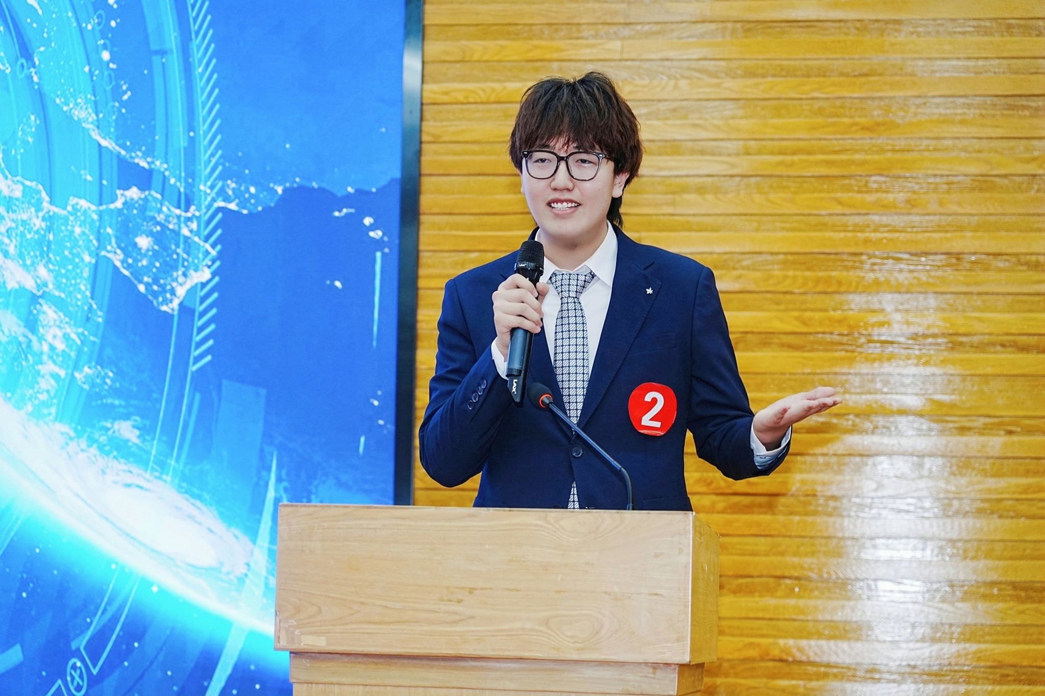 广东外语外贸大学西方语言华胜app下